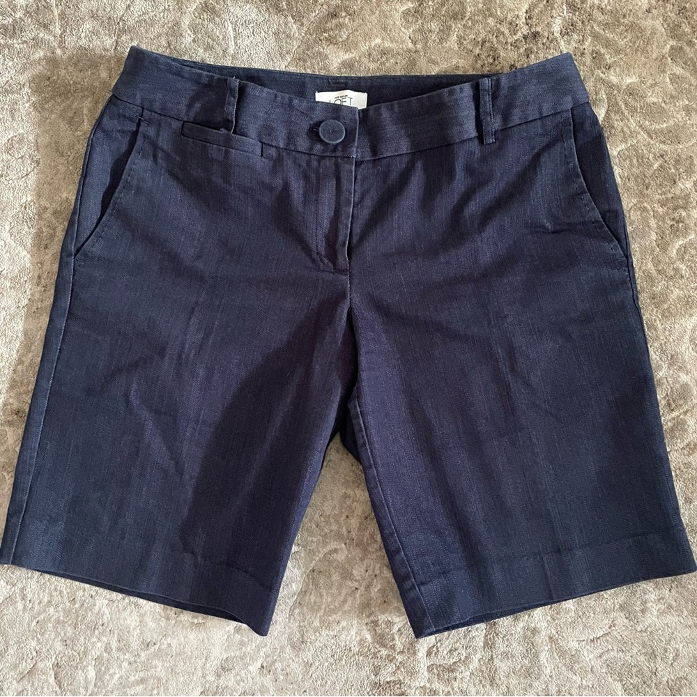 Ann Taylor Loft women’s denim mid rise Bermuda shorts size 6 EUC